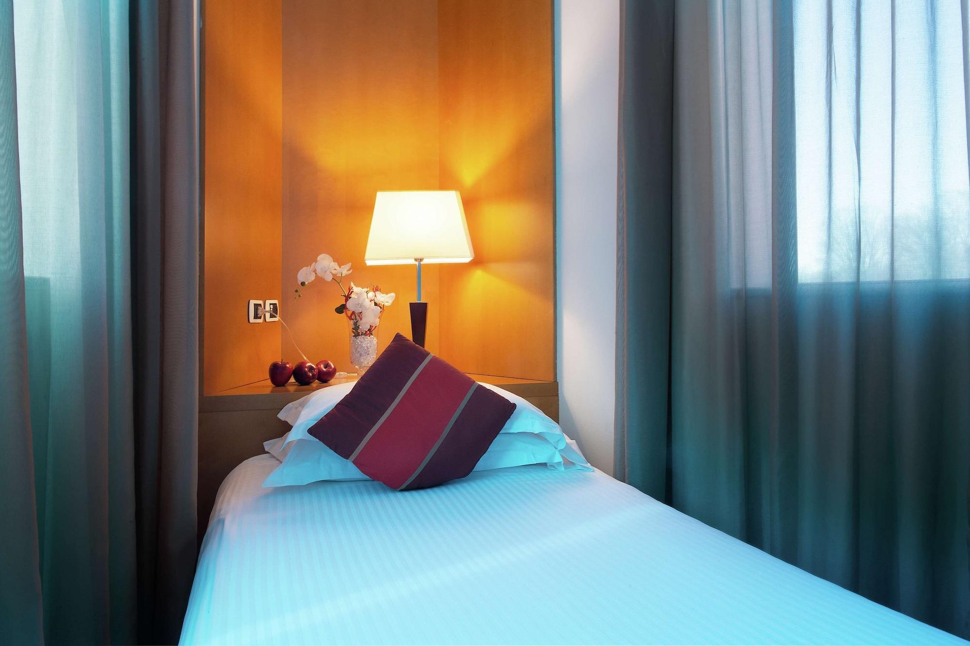 Dolce By Wyndham Milan Malpensa Somma Lombardo Exterior foto