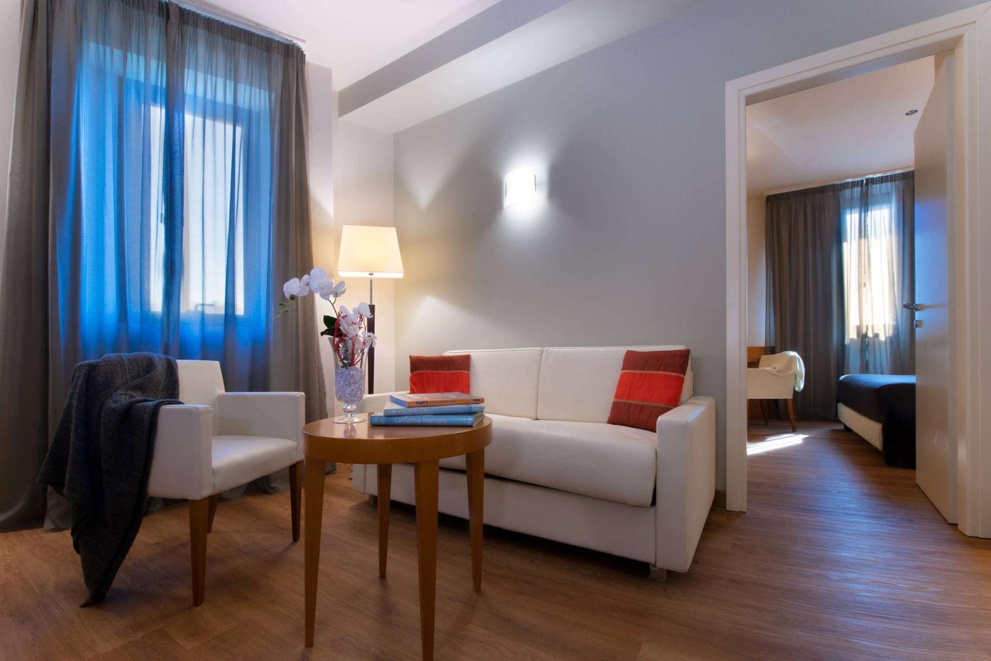 Dolce By Wyndham Milan Malpensa Somma Lombardo Exterior foto