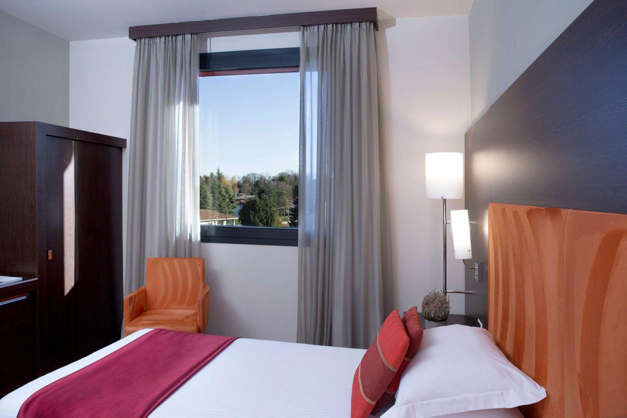 Dolce By Wyndham Milan Malpensa Somma Lombardo Exterior foto