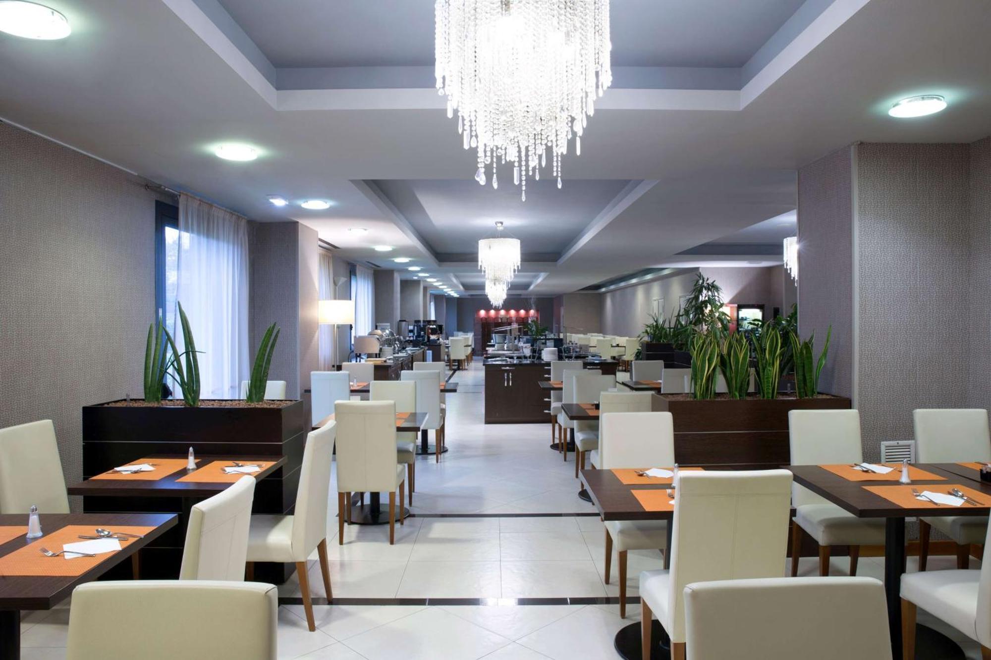 Dolce By Wyndham Milan Malpensa Somma Lombardo Exterior foto